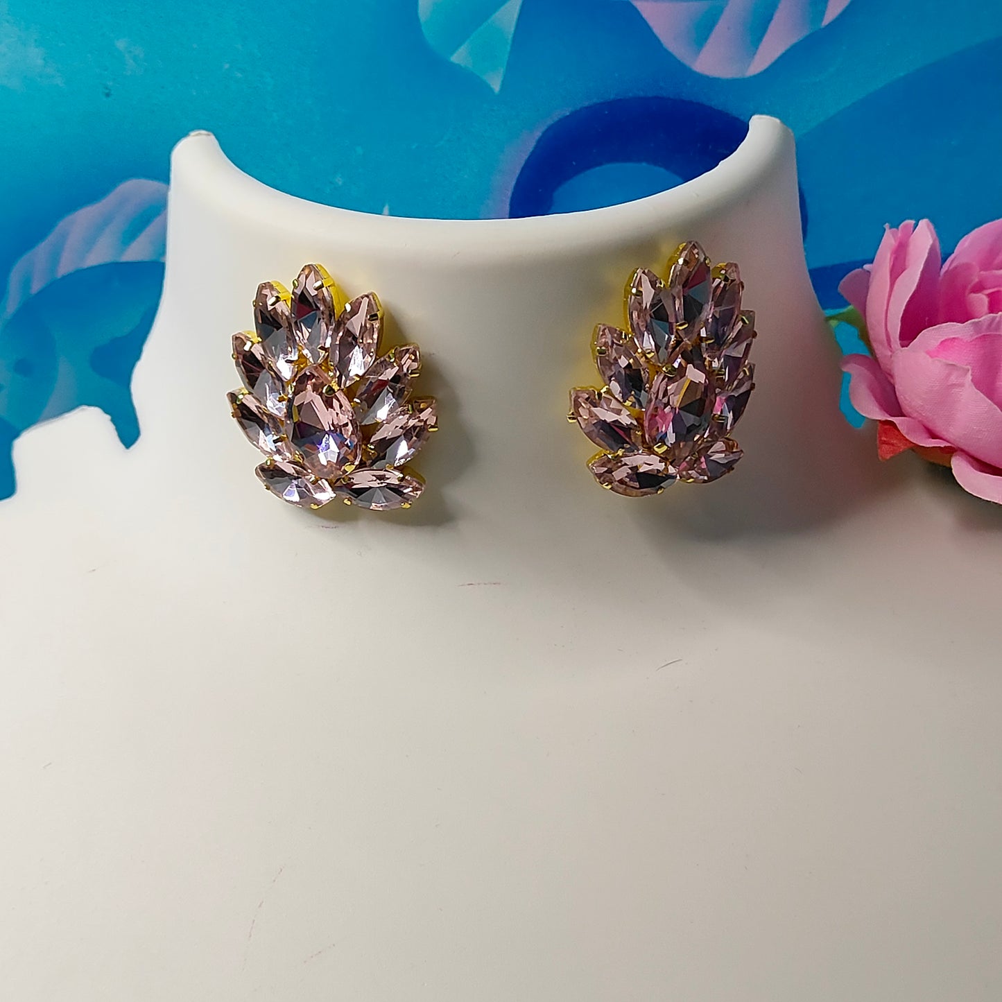 PINK FLAME STONE STUD