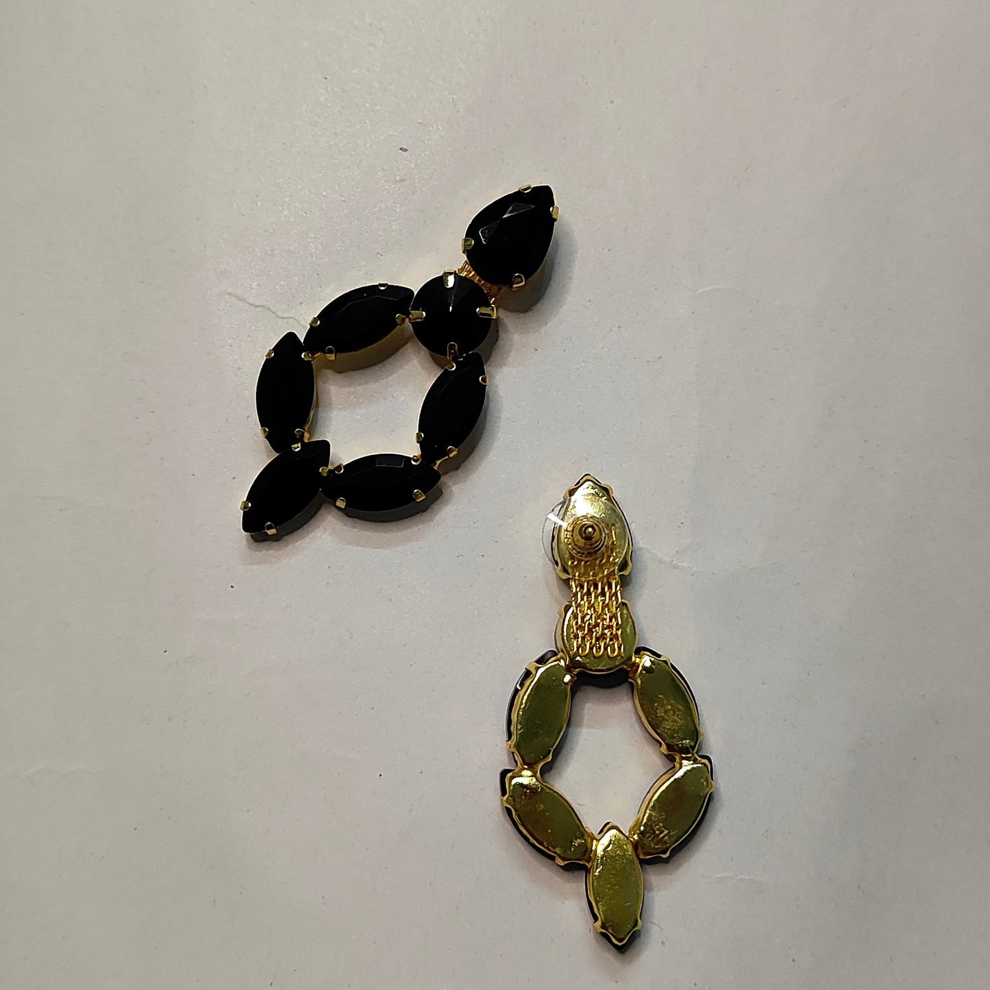 BLACK JHUMKA HOOP