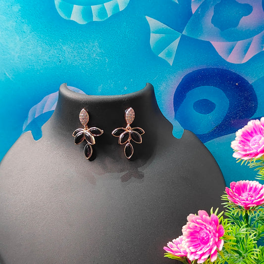 BLACK LOTUS PETALS STUD