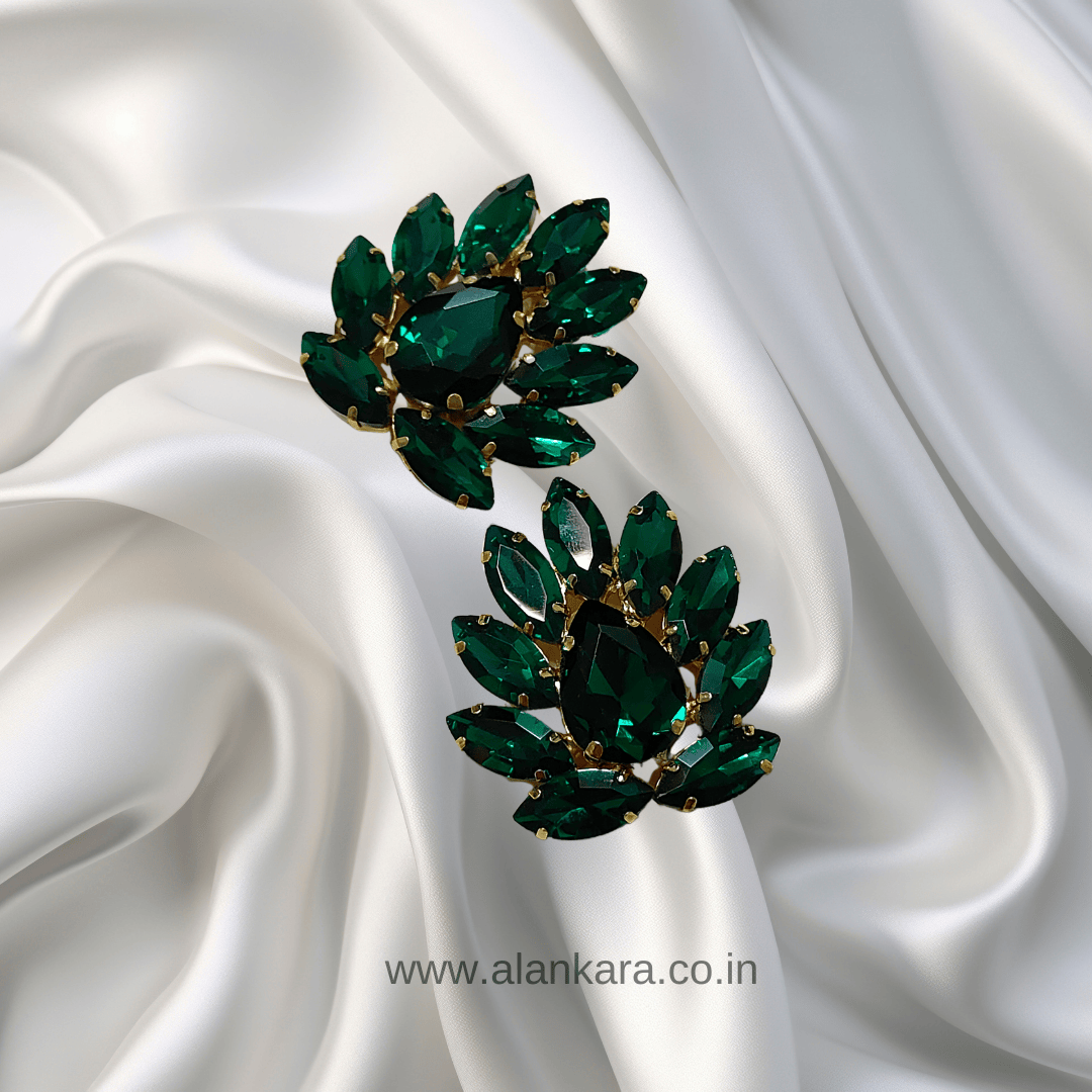 GREEN FLAME STONE STUD