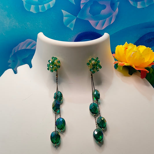 GREEN LONG FLOWER DANGLER