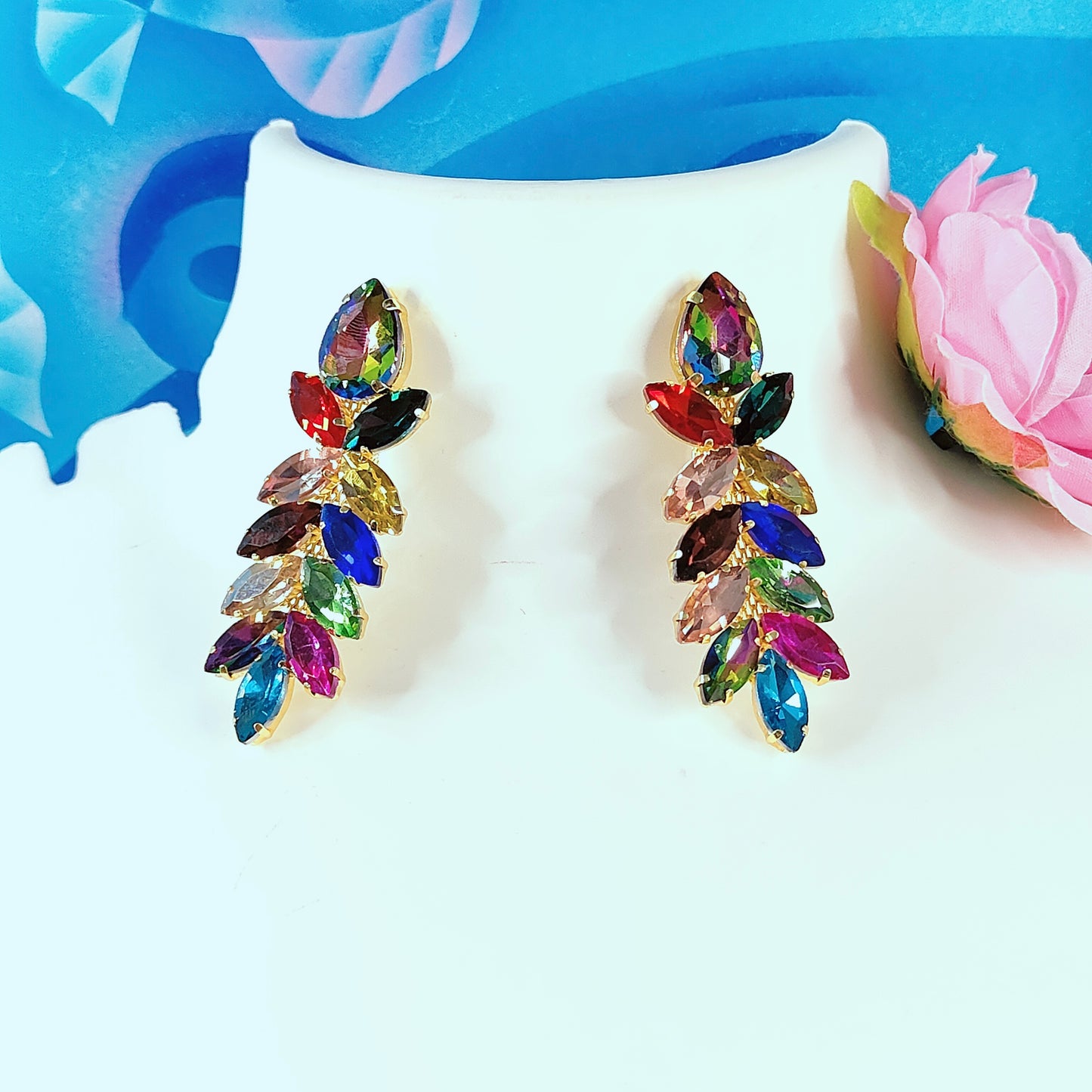 MULTICOLOR FLOWER STONE DANGLER