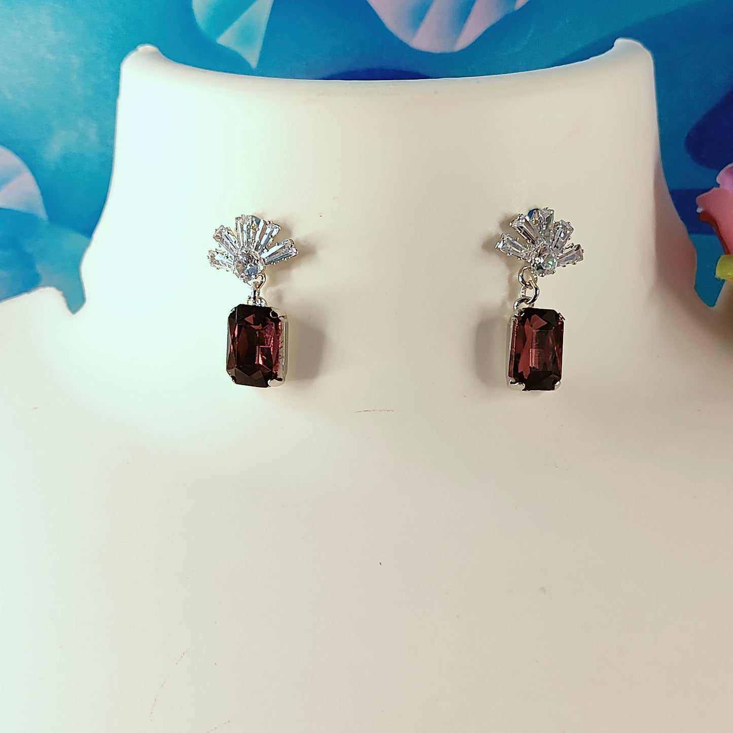 WINE CROWN STUD