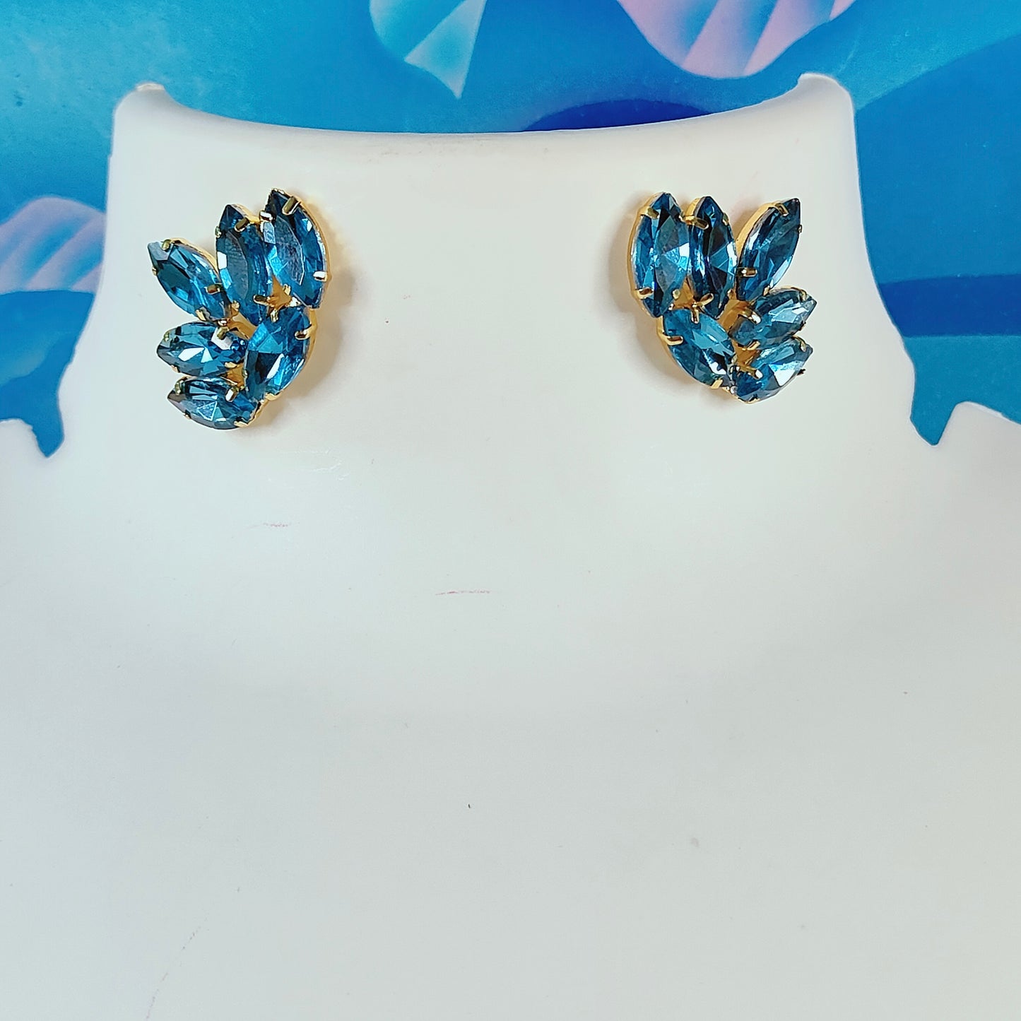 AQUABLUE LOTUS STUD