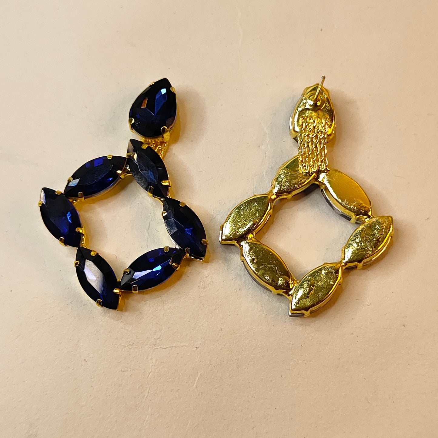 MIDNIGHT BLUE SQUARE HOOPS