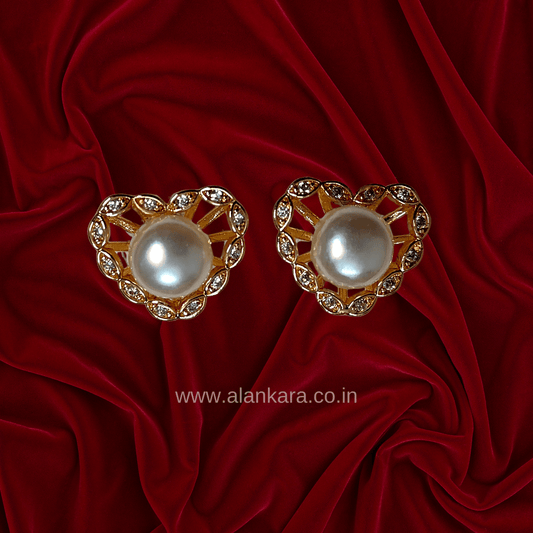 PEARL HEART STUD