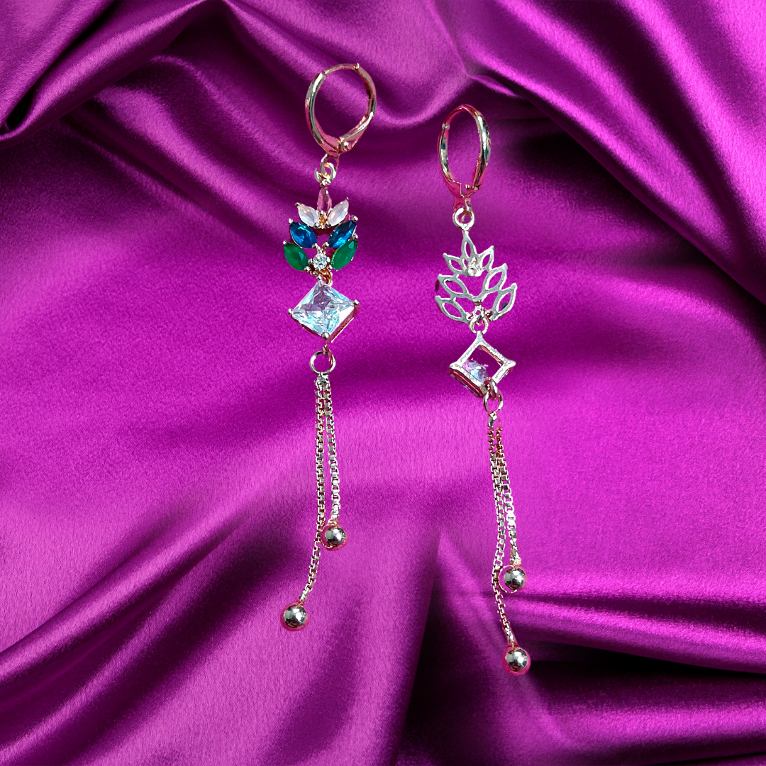 MULTICOLOR CROWN DANGLER